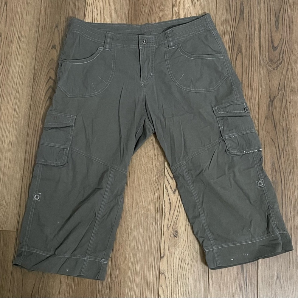 KÜHL women's performance capri pants Olive‎ Green